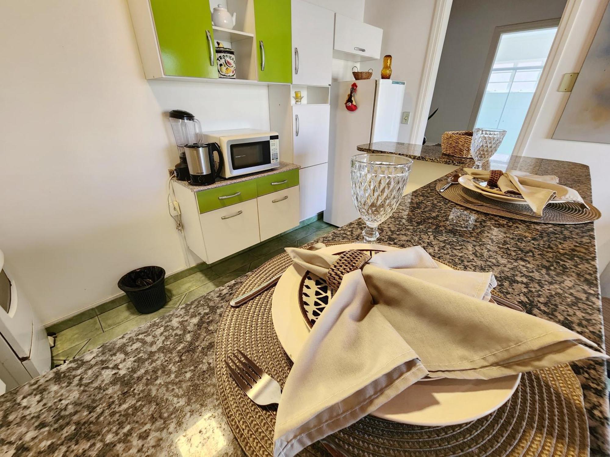 Hostyn 01 - Otima Localizacao , Funcional E Confortavel Apartamento *